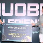 huobi-globalin-kurucu-ortagi-du-jun-ve-ceosu-roy-zhu-token-2049-singapurdaki-acilis-oncesi-partisinde-birer-konusma-yapti.jpg