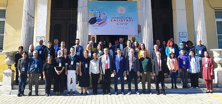 izmir-il-milli-egitim-mudurlugu-izmir-akademik-basariyi-arttirma-projesi-izbap-calistayini-gerceklestirdi.jpg