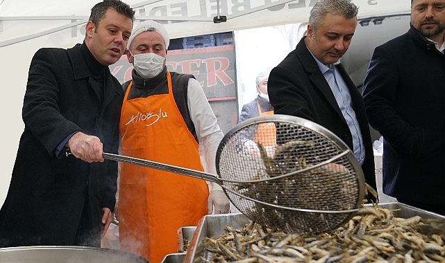corlu-1-hamsi-festivaline-yogun-ilgi.jpg