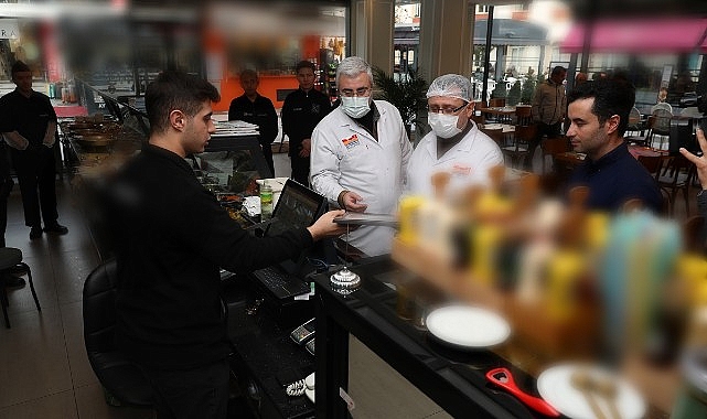 2-bin-242-gida-isletmesi-kontrol-altinda.jpg