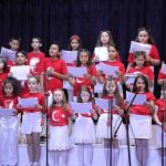 gemlik-belediyesi-cocuk-korosu-izleyenleri-buyuledi.jpg