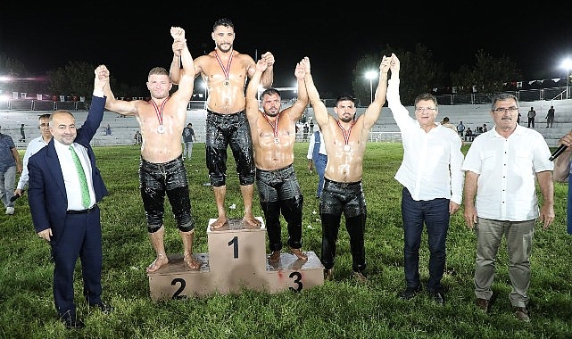 17-edremit-sehit-hamdibey-guresleri-yapildi.jpg