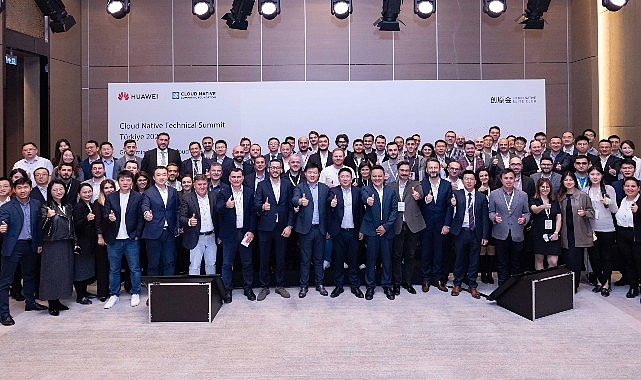 huawei-cloud-cnec-zirvesi-istanbulda-gerceklestirildi.jpg