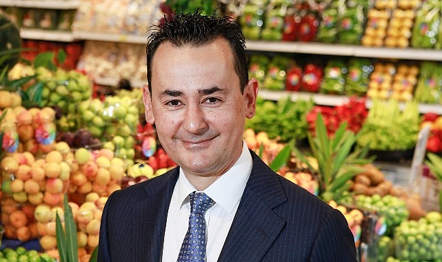 yatirimlarla-buyuyen-carrefoursa-yeni-nesil-perakendenin-oncusu-olmaya-devam-ediyor.jpg