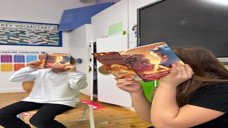 Çocuklar Masallarla Hayallerini Gerçekleştiriyor