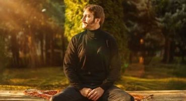 Mert Özcan'dan Yeni Single: "Kalbimden Sorumsuz"